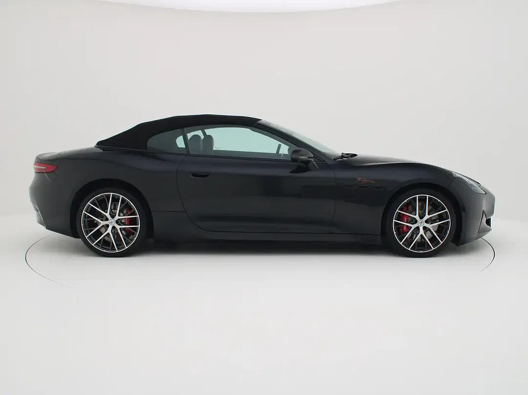 Maserati GranCabrio 4x4 Folgore - Thumbnail 5