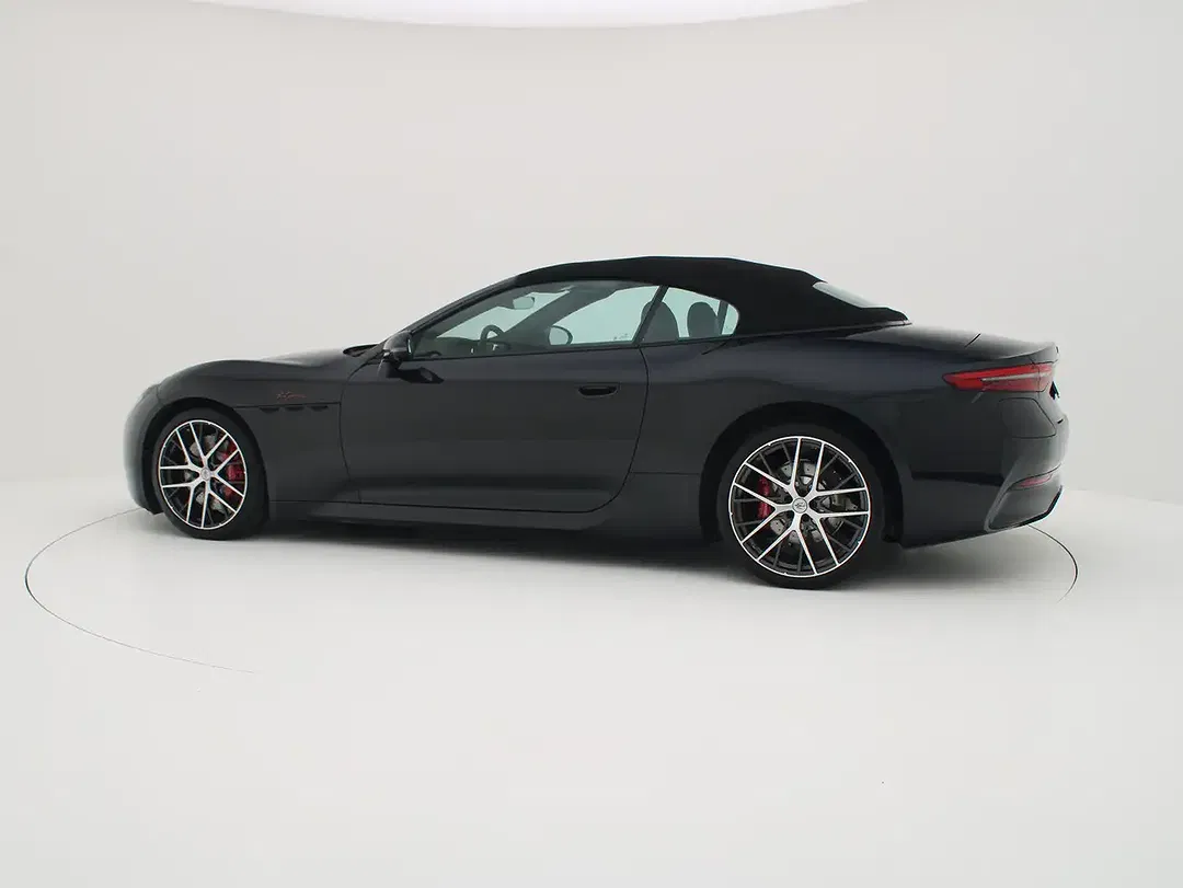 Maserati GranCabrio 4x4 Folgore - Thumbnail 9