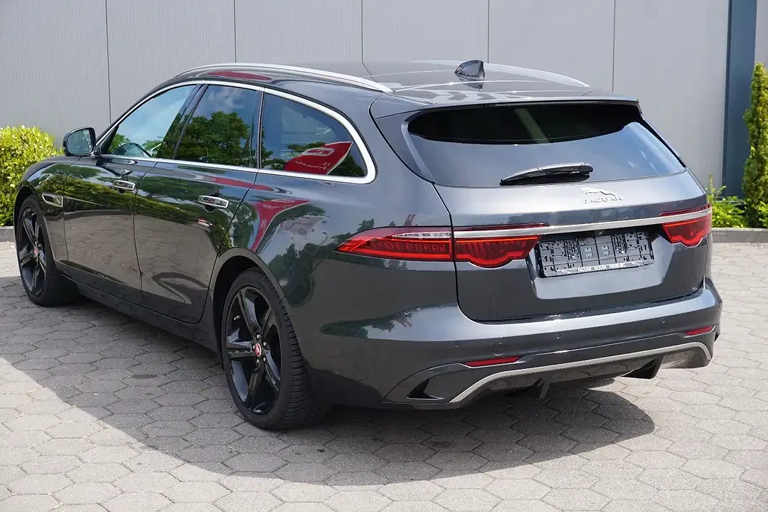 Jaguar XF Sportbrake SE - Thumbnail 7