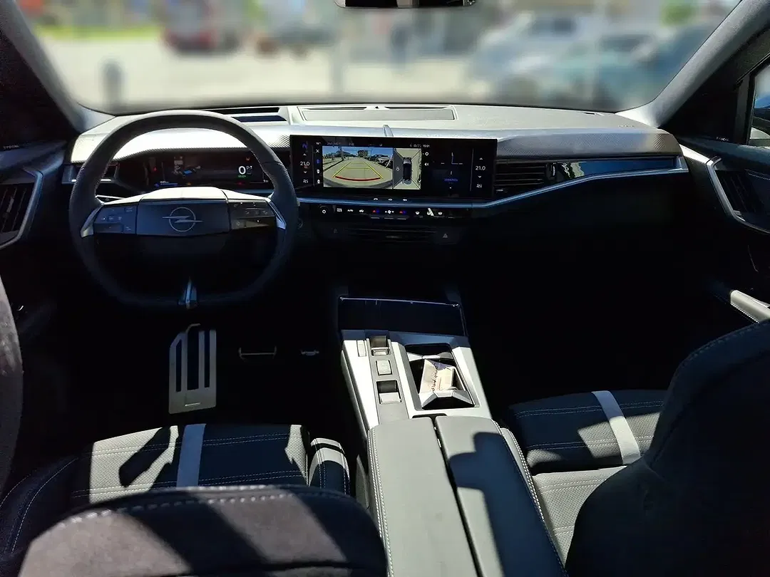 Opel Grandland EV - Thumbnail 12