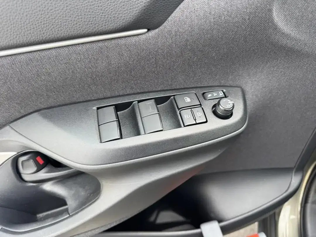 Toyota Yaris Cross 1.5 CVT Hybrid Plus - Thumbnail 11