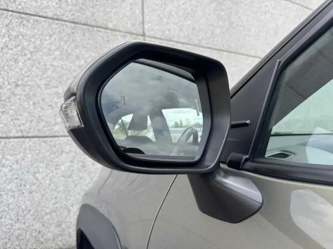 Toyota Yaris Cross 1.5 CVT Hybrid Plus - Thumbnail 29
