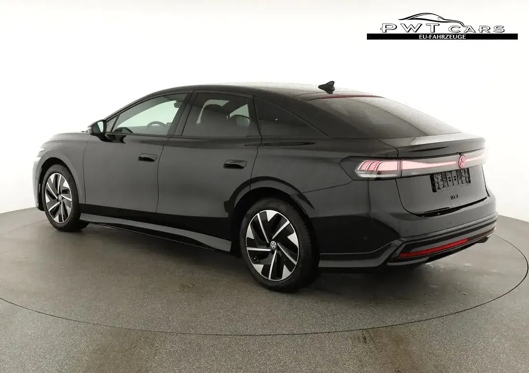 Volkswagen ID.7 Pro Black Edition - Thumbnail 3