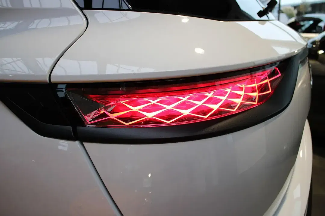 DS Automobiles DS 7 Crossback - Thumbnail 13