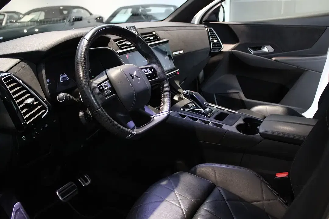 DS Automobiles DS 7 Crossback - foto 2