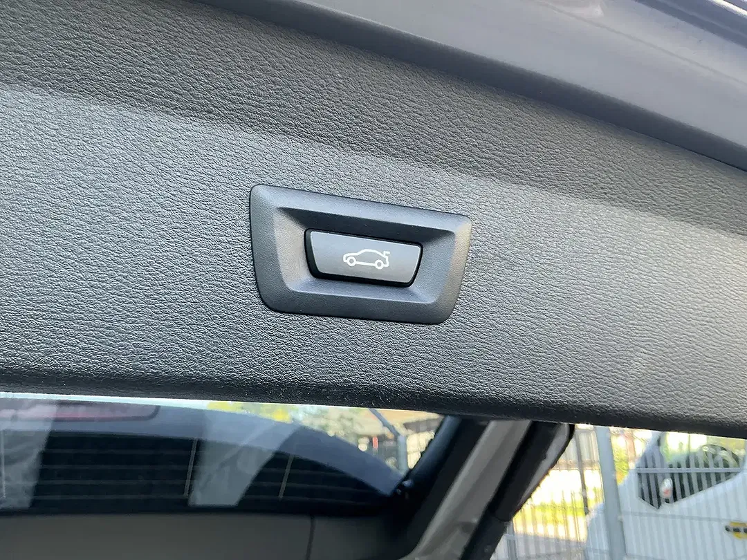 BMW X1 sDrive Sport Line - Thumbnail 3