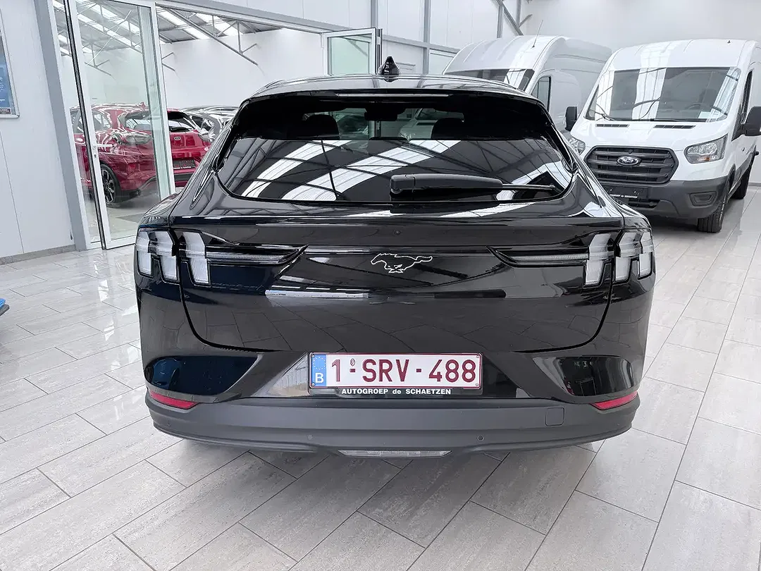 Ford Mustang Mach-E Extended Range - Thumbnail 8
