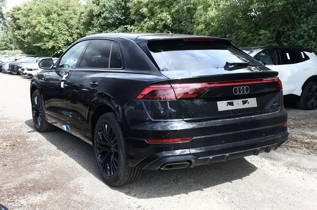 Audi Q8 50 MHEV TDI tiptronic quattro - Thumbnail 4