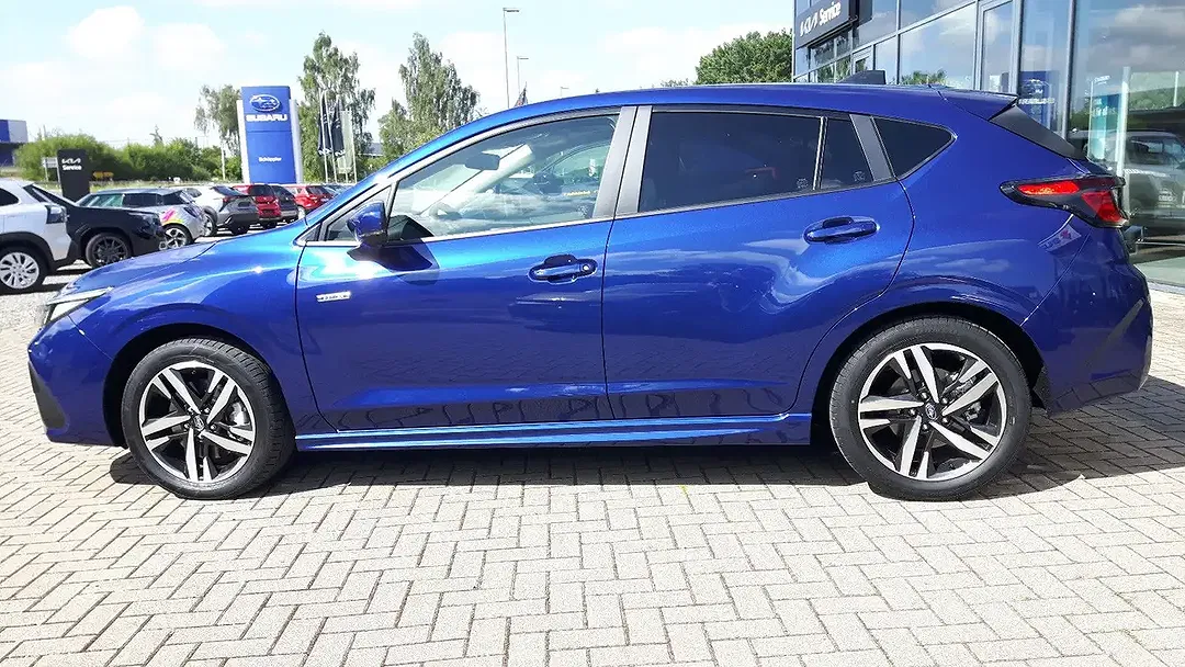 Subaru Impreza 2.0 e-Boxer Platinum - Thumbnail 6