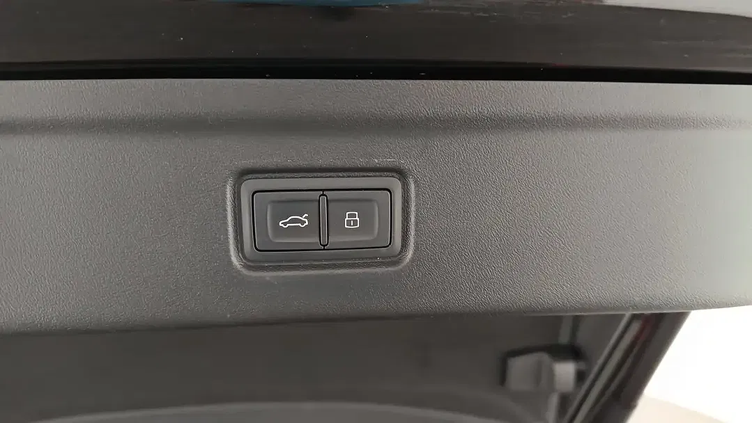 Audi S6 e-tron - Thumbnail 27
