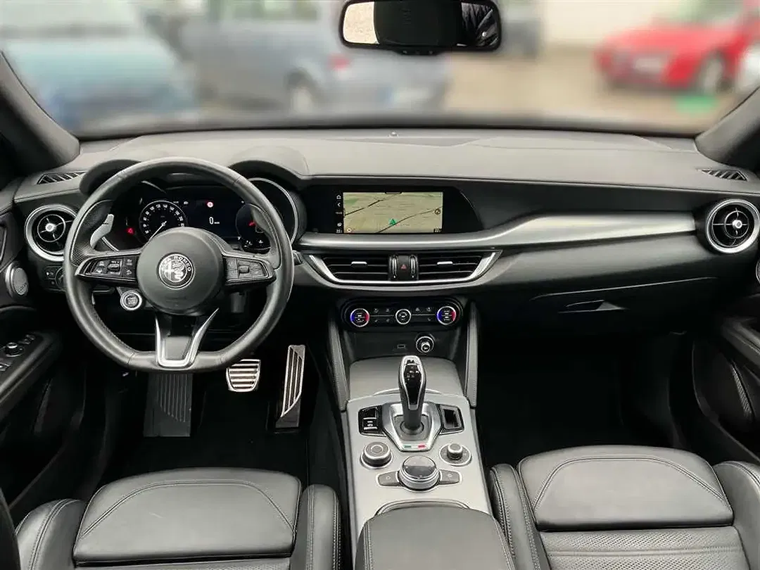 Alfa Romeo Stelvio 2.2 Diesel Veloce - Thumbnail 12
