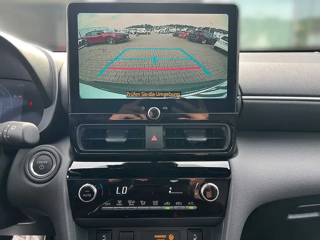 Toyota Yaris Cross - Thumbnail 12