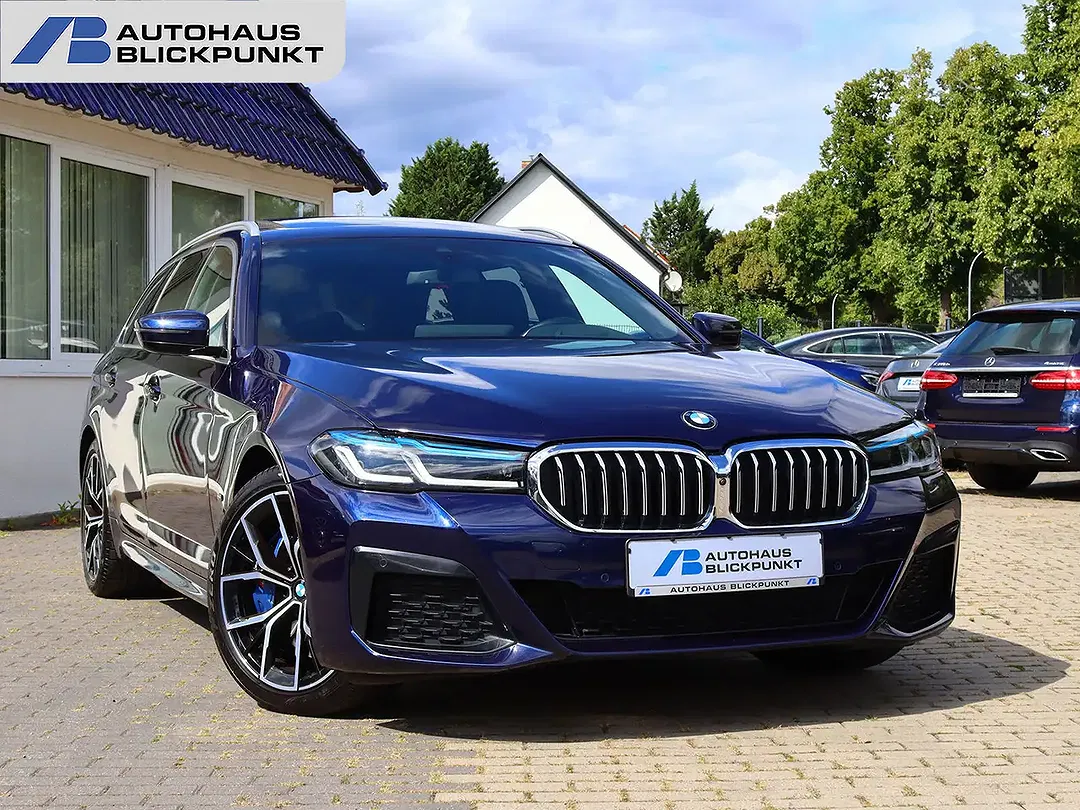 BMW 540 xDrive Touring M Sport - Thumbnail 3