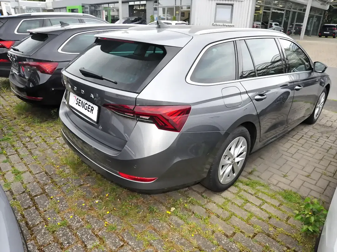Skoda Octavia 2.0 TDI DSG Combi Style - Thumbnail 4