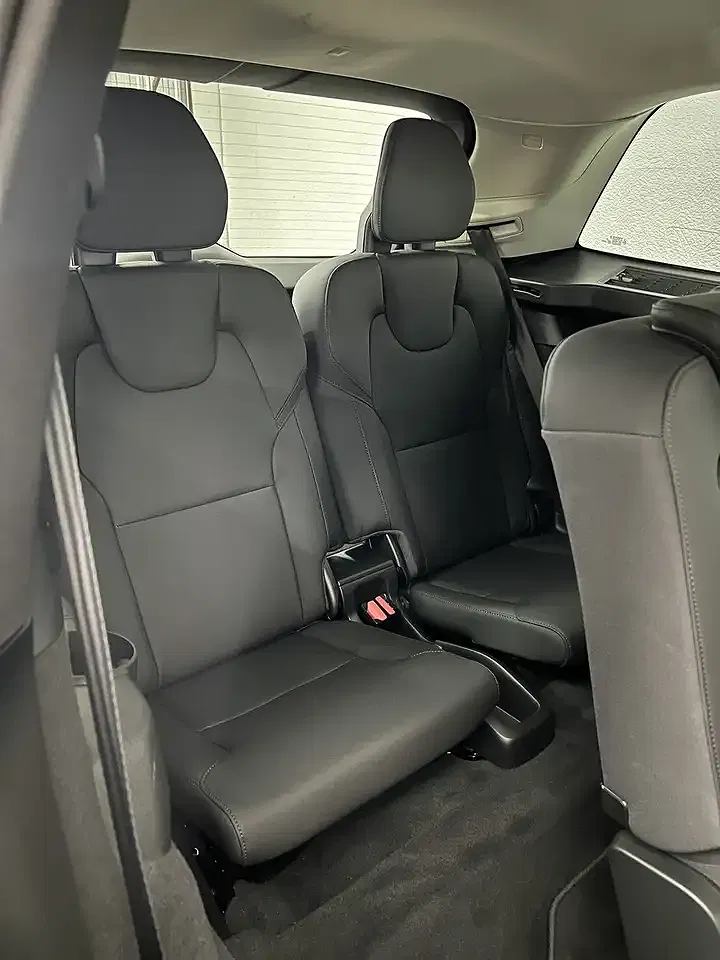 Volvo XC90 T8 AWD - Thumbnail 10