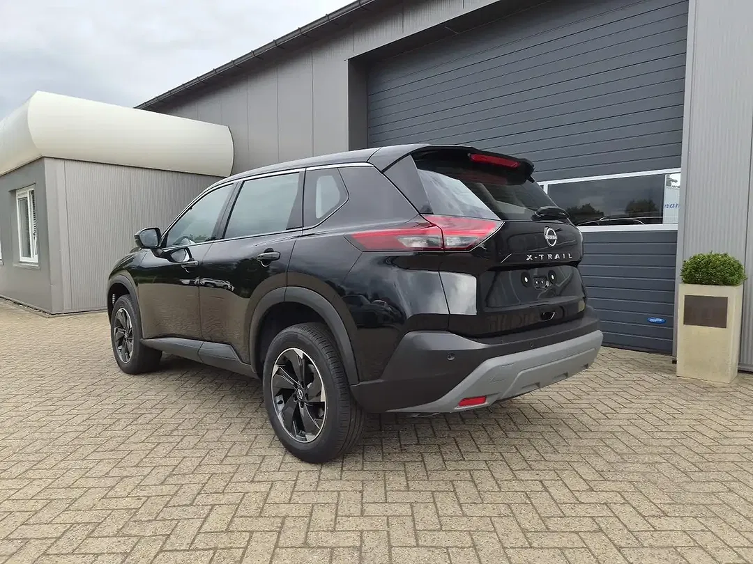 Nissan X-Trail 1.5 MHEV AUT Acenta - Thumbnail 3