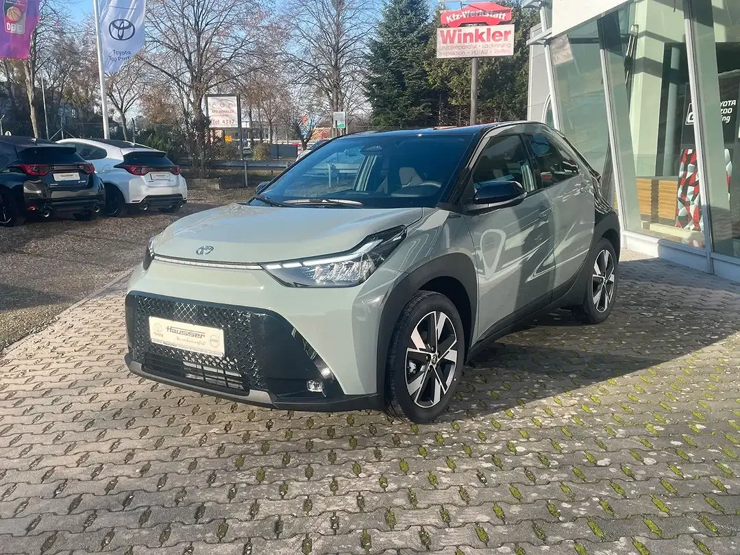 Toyota Aygo X 1.5 Hybrid Teamplayer - Thumbnail 3