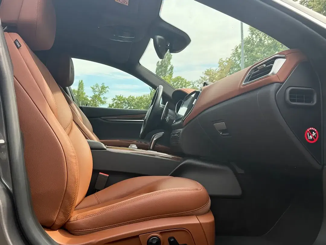 Maserati Ghibli V6 - Thumbnail 14