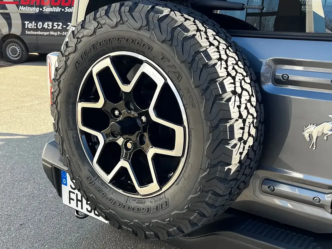 Ford Bronco 2.7 4x4 - Thumbnail 5
