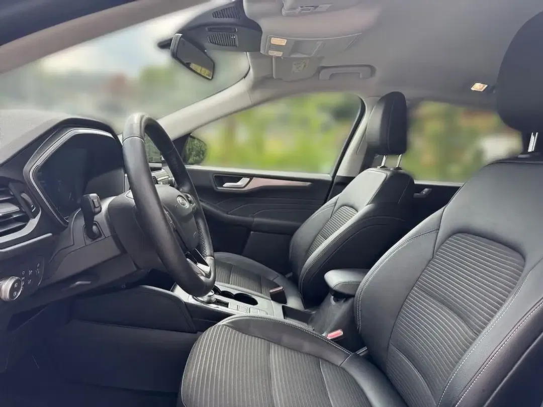 Ford Kuga PHEV - Thumbnail 12