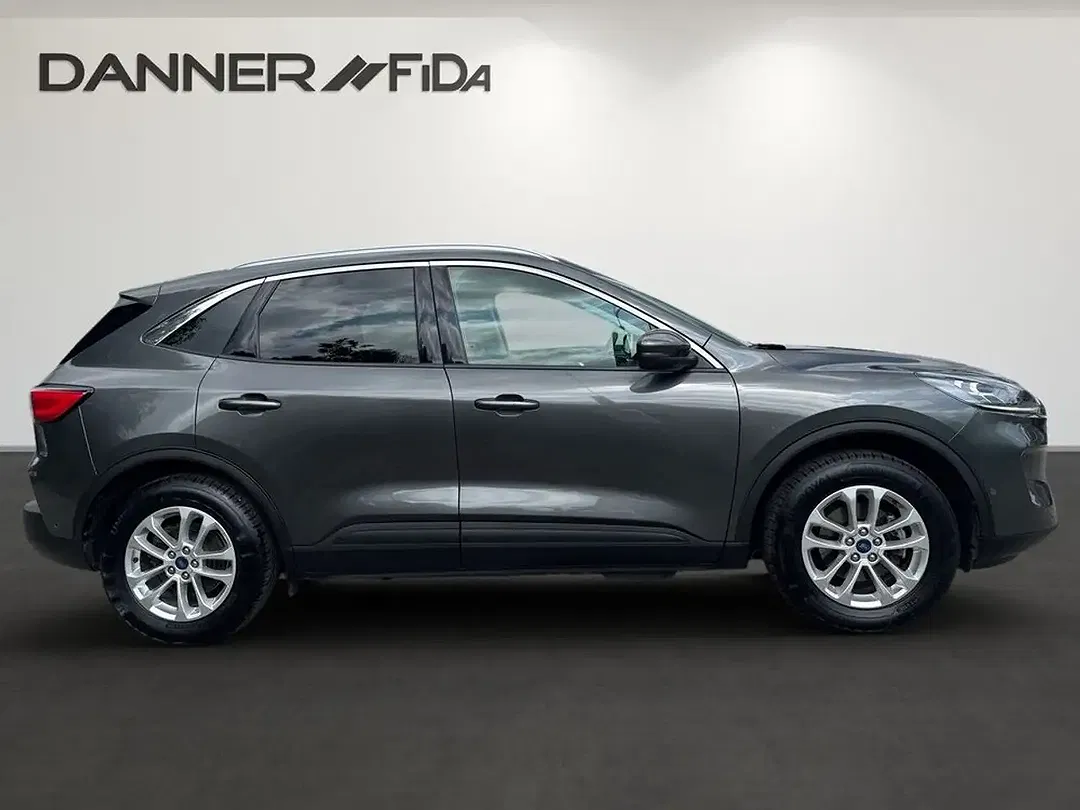 Ford Kuga PHEV - Thumbnail 3