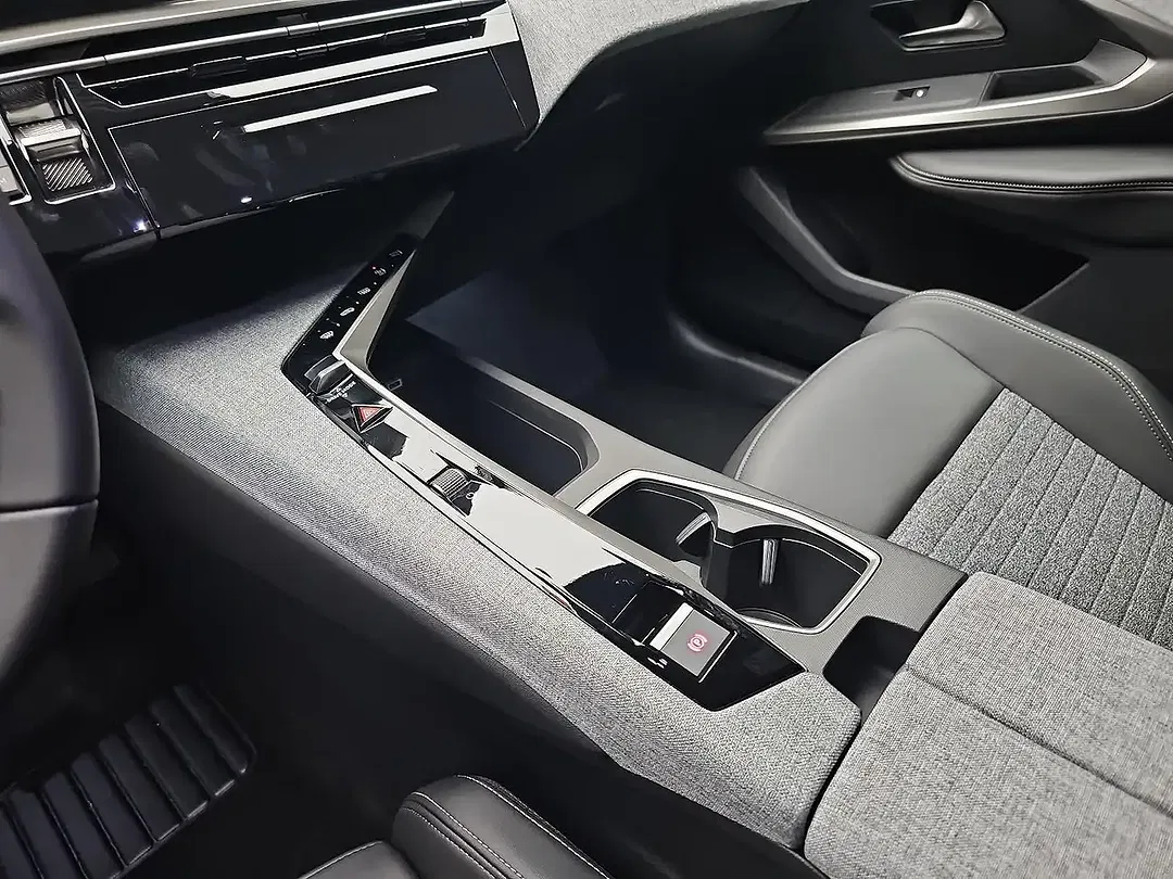 Peugeot 3008 145 e-DSC6 Hybrid Allure - Thumbnail 12