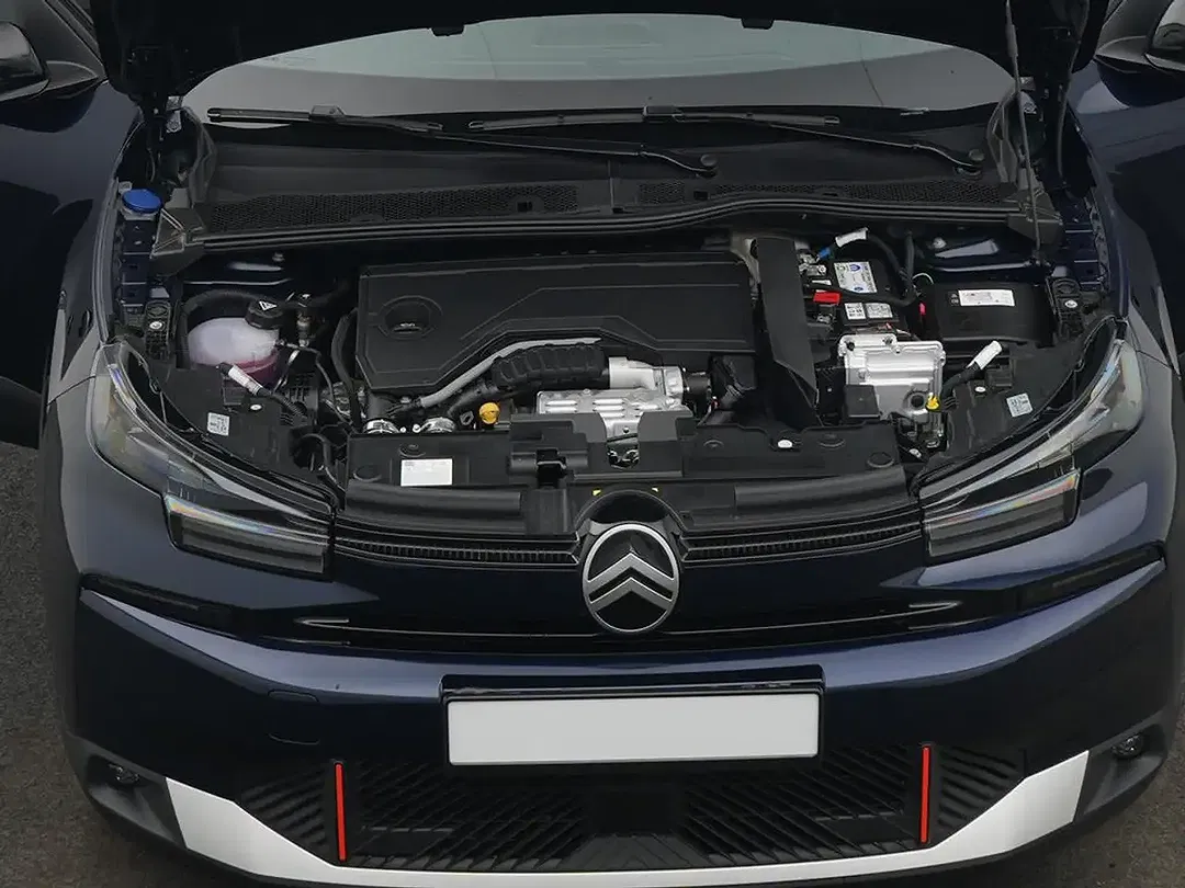 Citroen C4 Hybrid Collection - Thumbnail 4