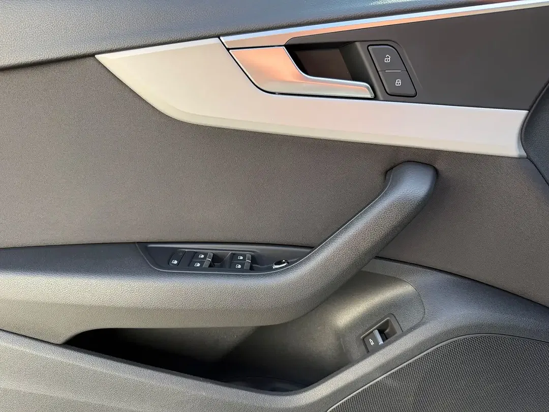 Audi A4 35 TDI Avant advanced - Thumbnail 12