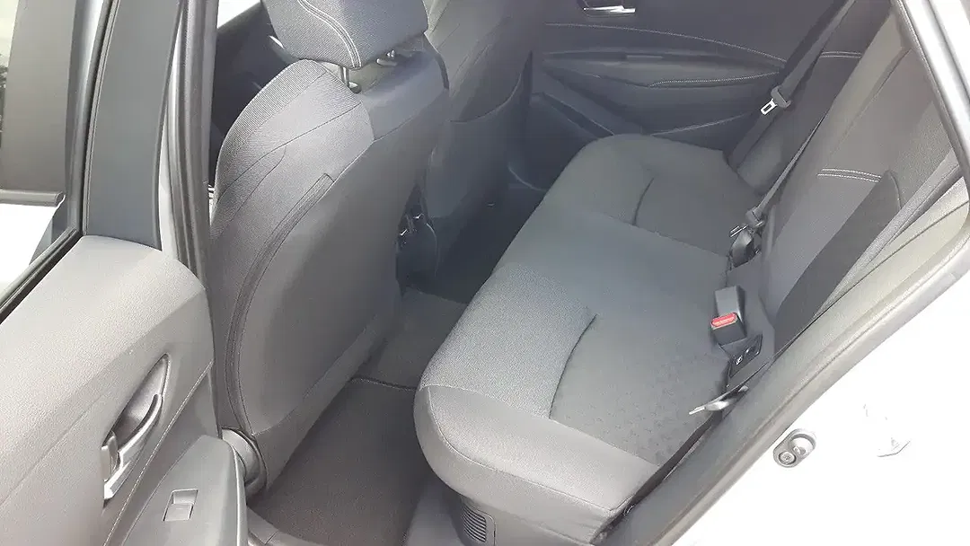 Suzuki Swace Hybrid 1.8 CVT Comfort+ - foto 15