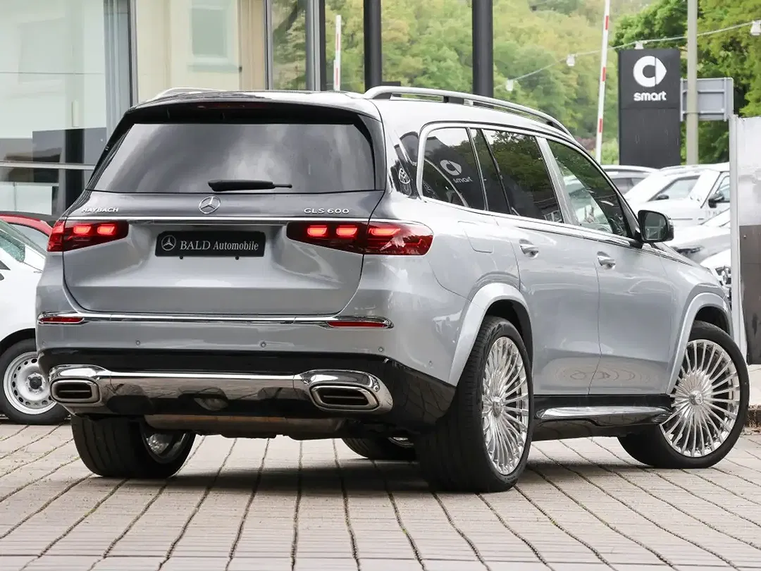 Mercedes-Benz GLS 600 - foto 2