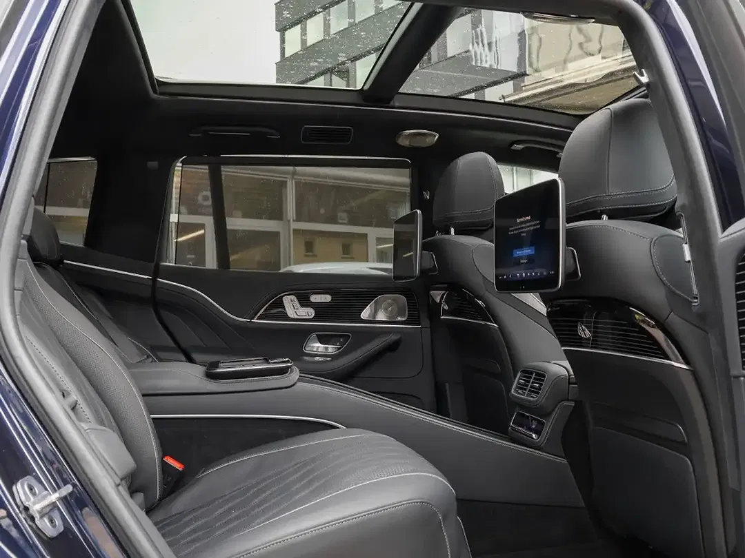 Mercedes-Benz GLS 600 - Thumbnail 6