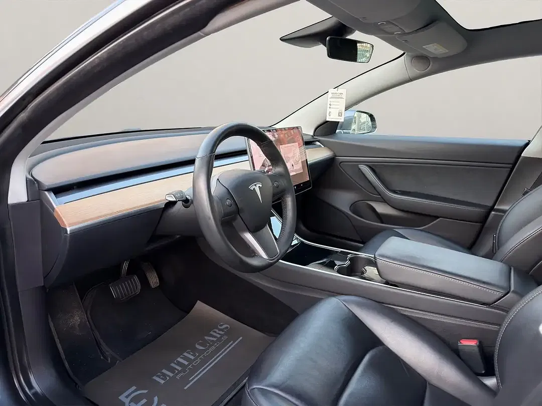 Tesla Model 3 AWD Dual Motor Long Range - Thumbnail 10