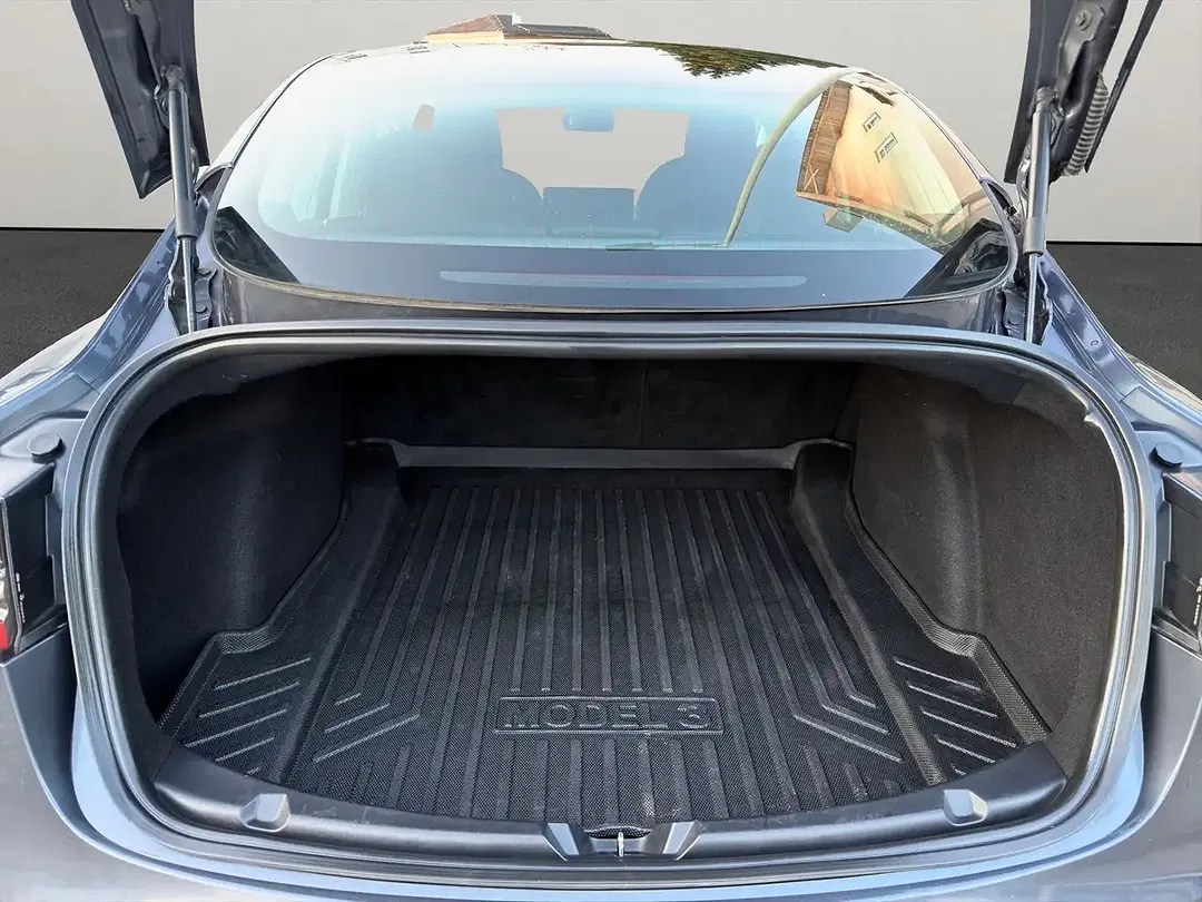 Tesla Model 3 AWD Dual Motor Long Range - foto 15