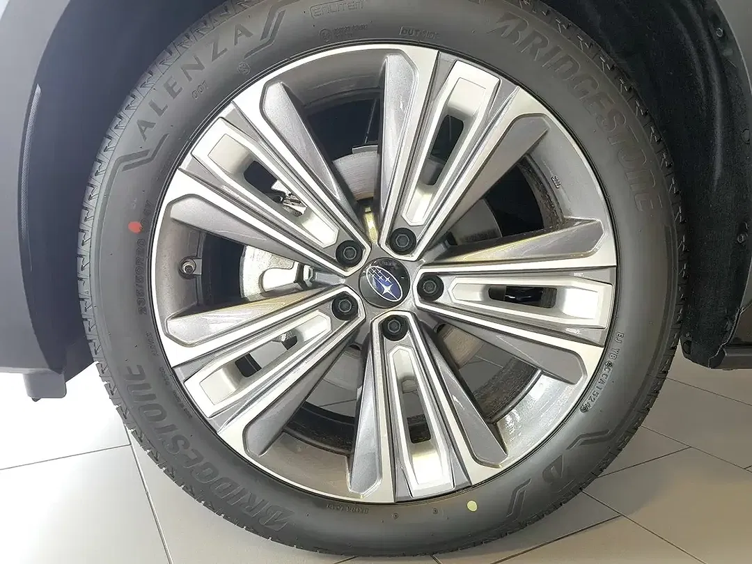 Subaru Solterra EV - Thumbnail 12