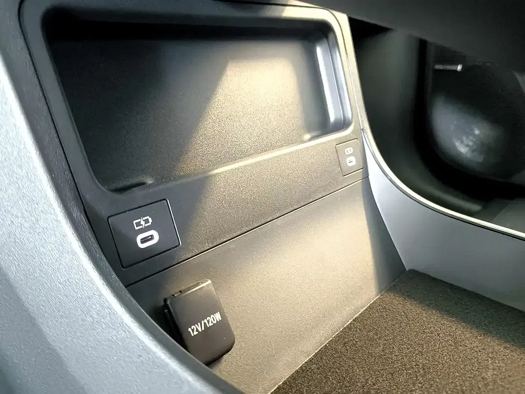Subaru Solterra EV - foto 15
