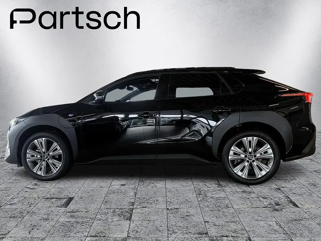 Subaru Solterra EV - Thumbnail 3