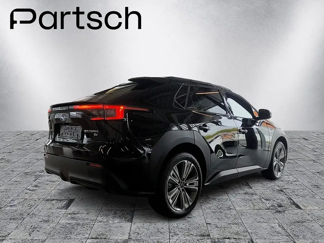 Subaru Solterra EV - Thumbnail 5