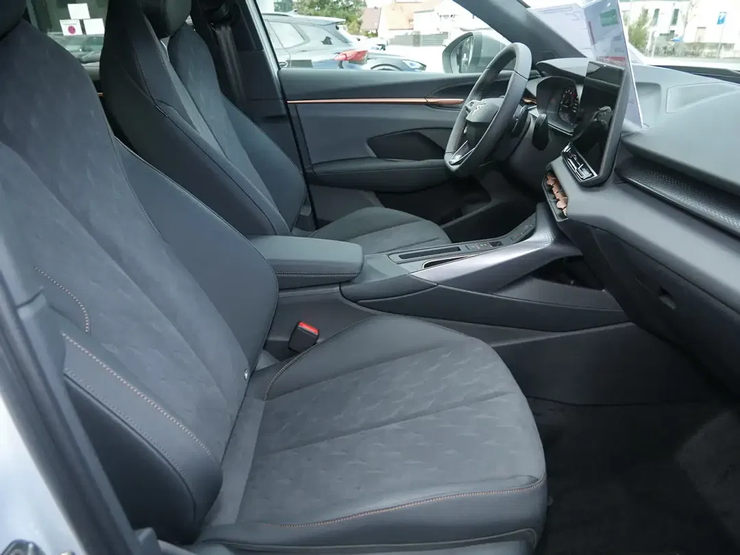 CUPRA Terramar 2.0 TSI DSG 4Drive VZ Matrix LED - Thumbnail 8