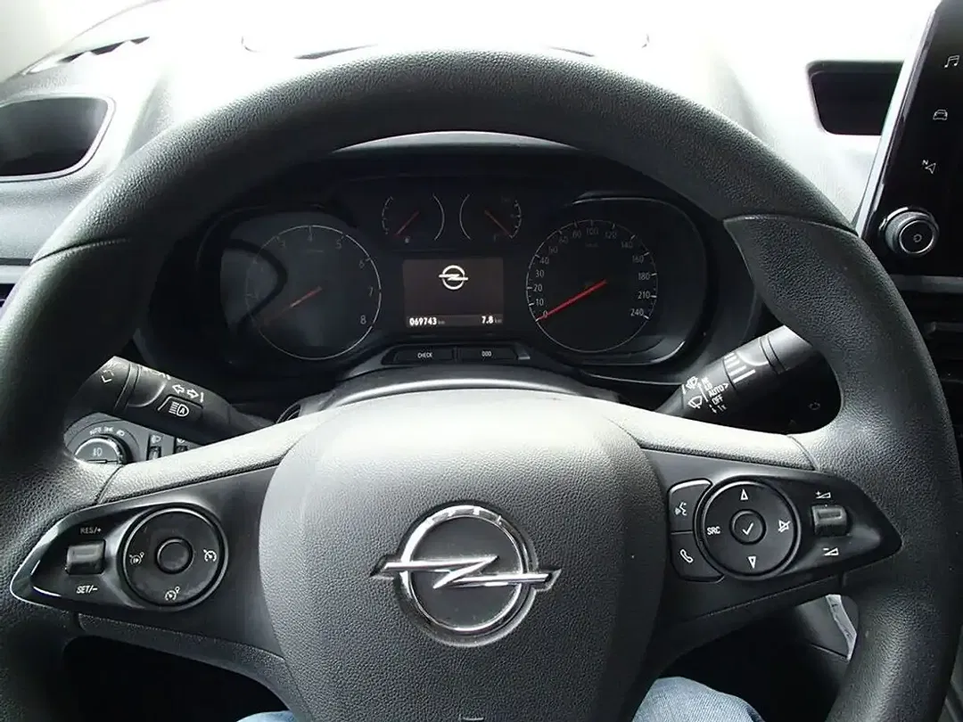 Opel Combo - Thumbnail 14