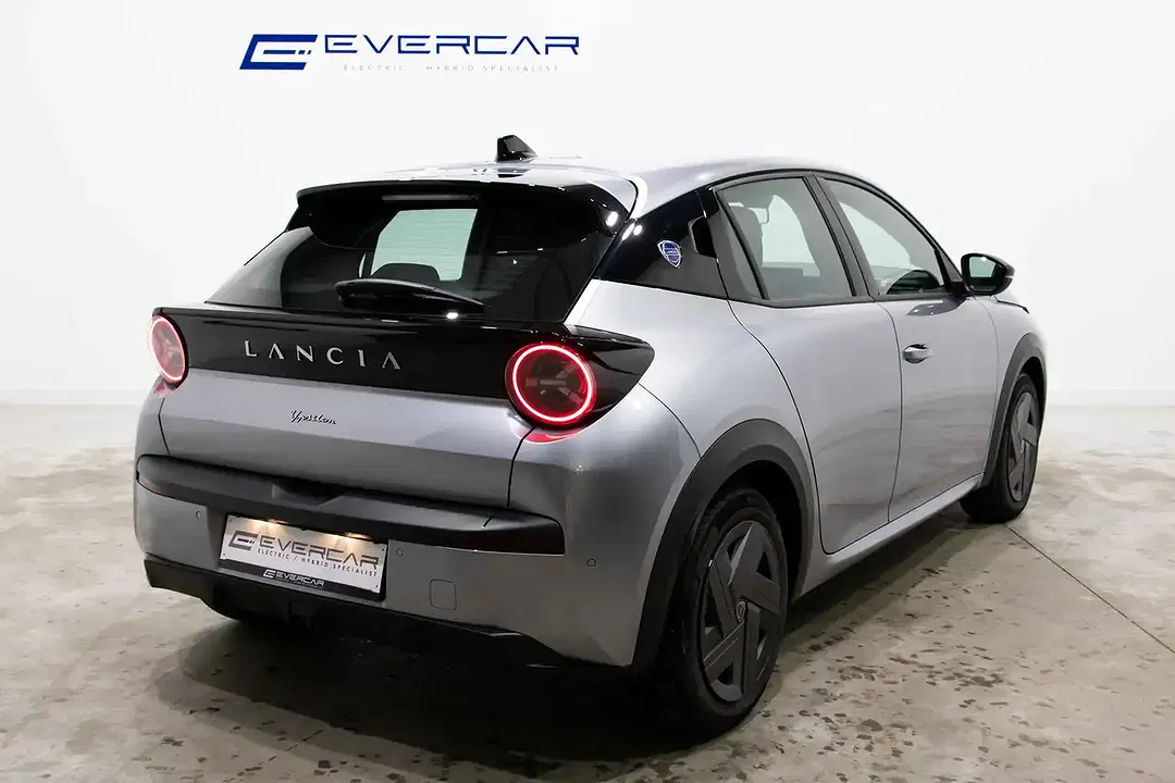 Lancia Ypsilon - Thumbnail 4