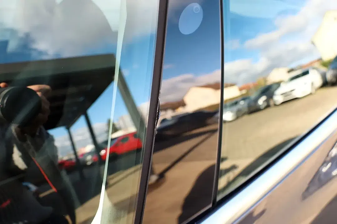 Tesla Model 3 AWD Dual Motor Long Range - Thumbnail 23