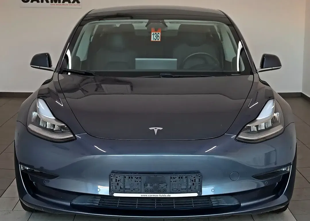 Tesla Model 3 AWD Dual Motor Long Range - Thumbnail 24