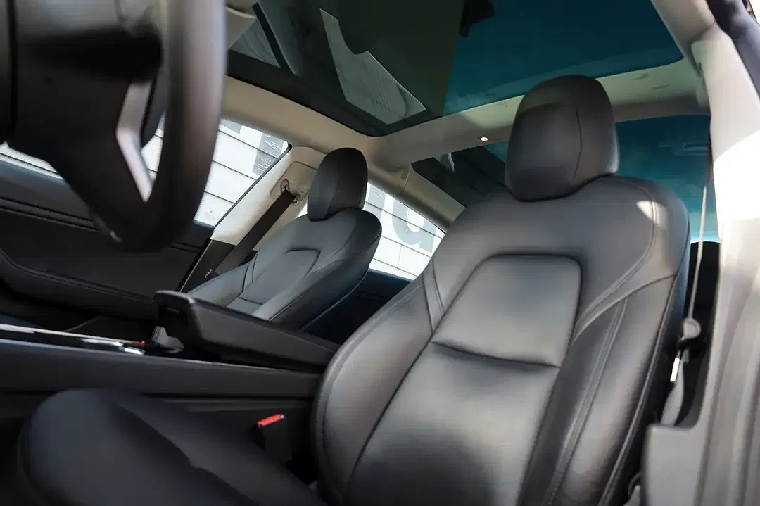 Tesla Model 3 AWD Dual Motor Long Range - Thumbnail 6