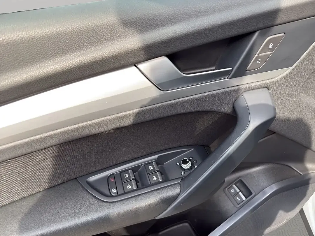 Audi Q5 55 TFSI e S tronic quattro S line - Thumbnail 12