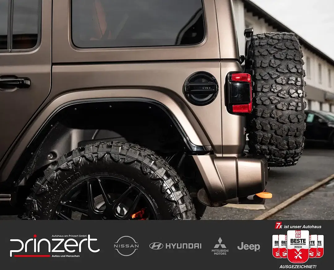 Jeep Wrangler 2.0 - Thumbnail 9