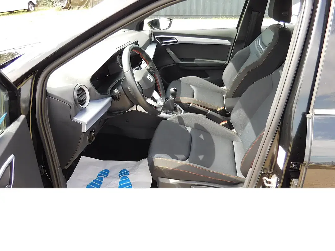 SEAT Arona 1.0 TSI FR-Line - Thumbnail 10
