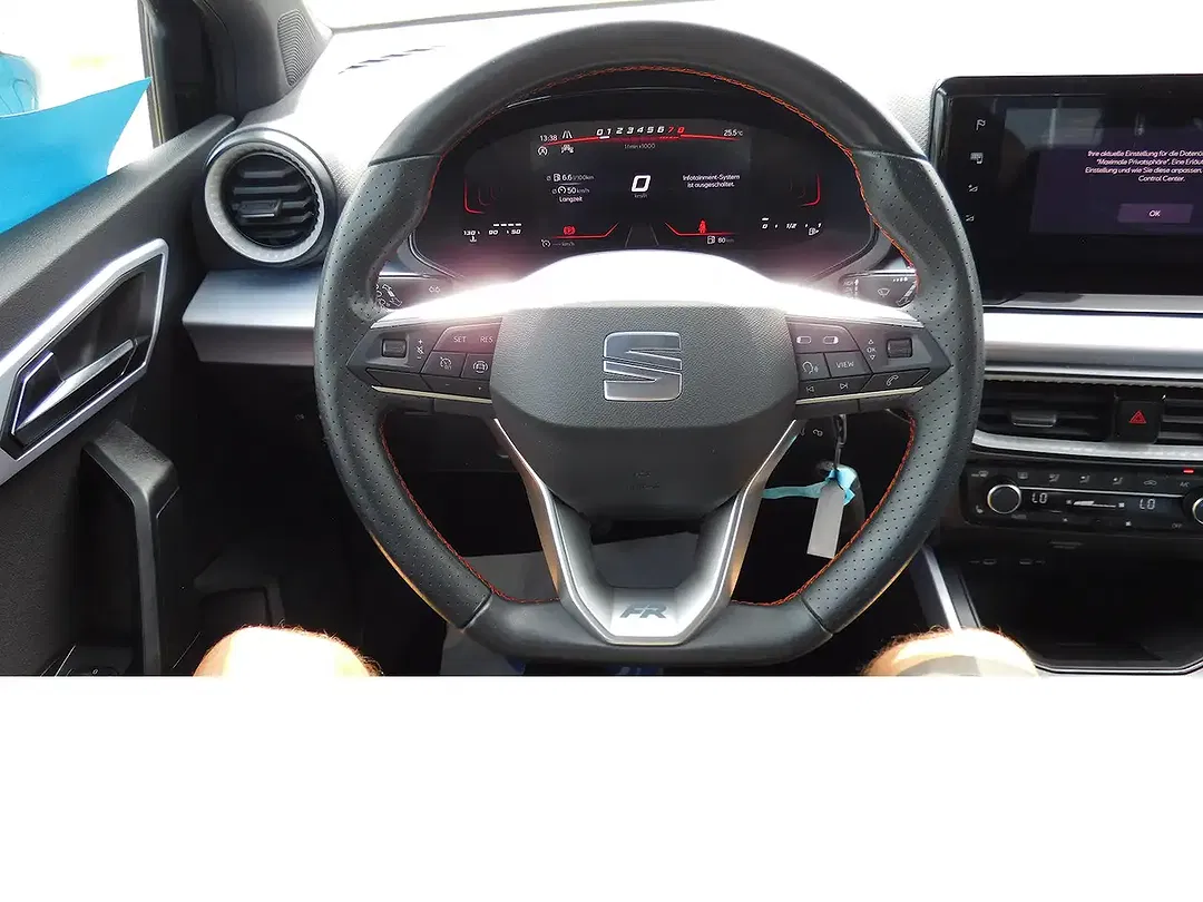 SEAT Arona 1.0 TSI FR-Line - Thumbnail 7