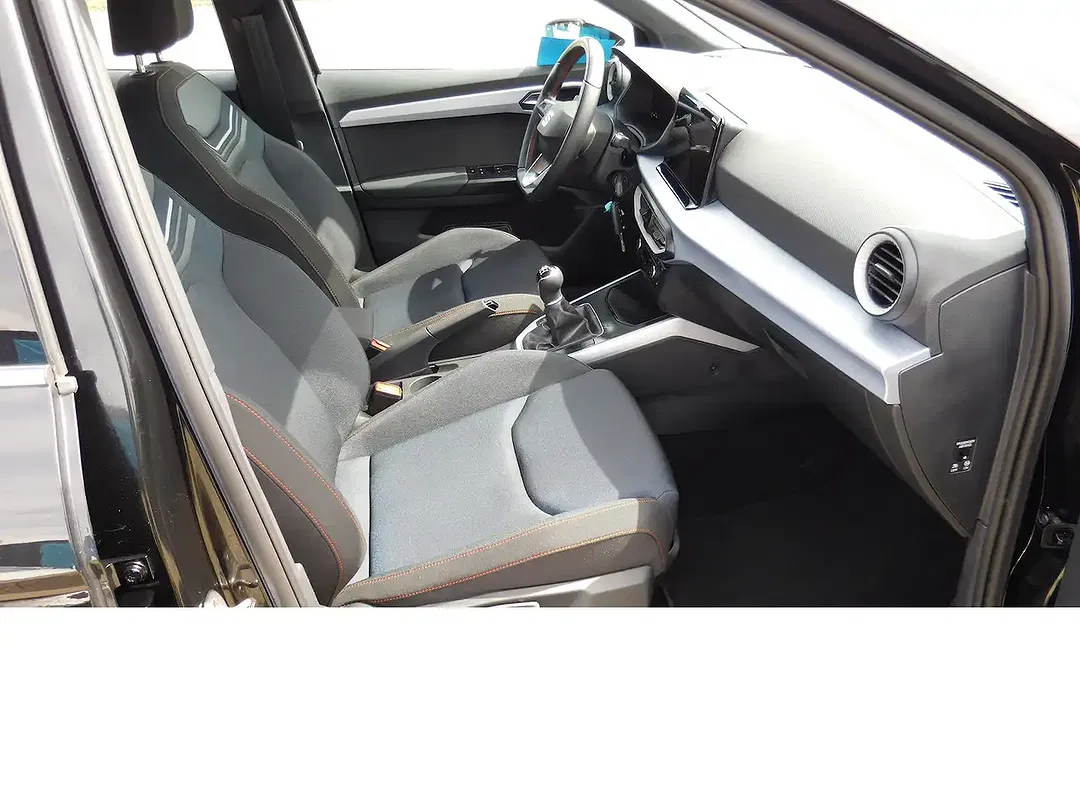 SEAT Arona 1.0 TSI FR-Line - Thumbnail 9