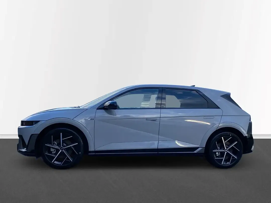 Hyundai IONIQ 5 N Line - Thumbnail 3