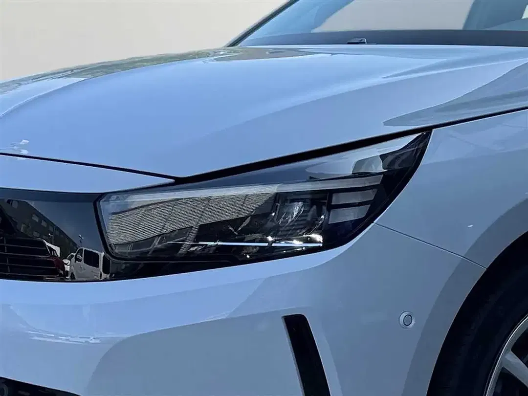 Opel Corsa Hybrid Edition - Thumbnail 7